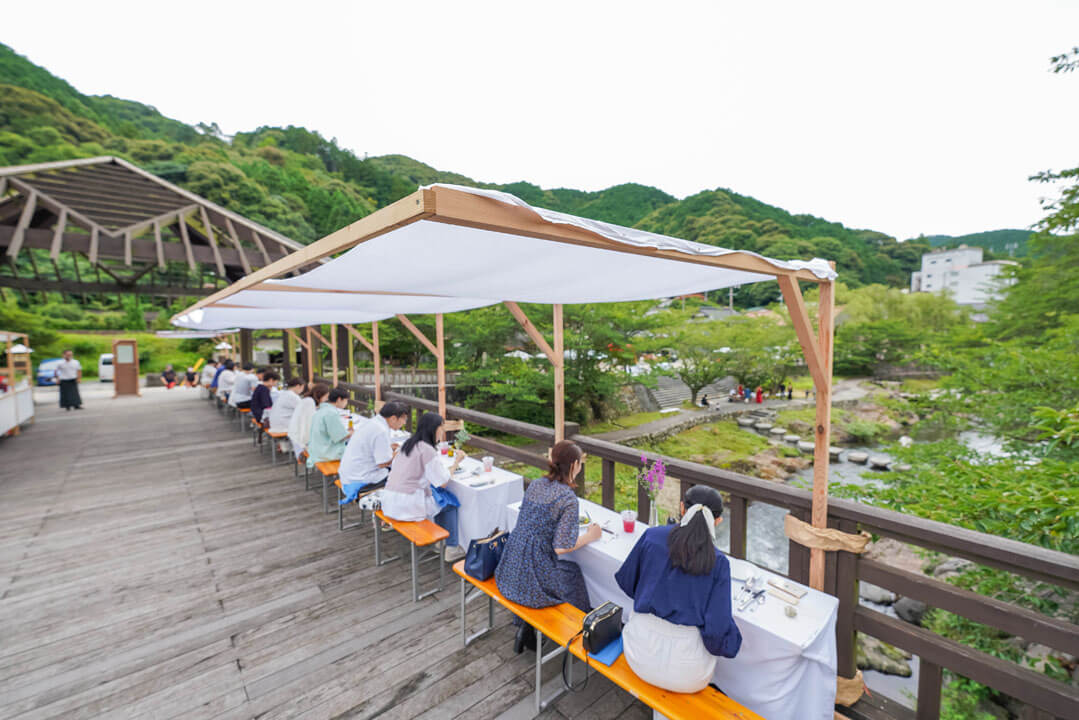 清流音信川が一望できるロケーション