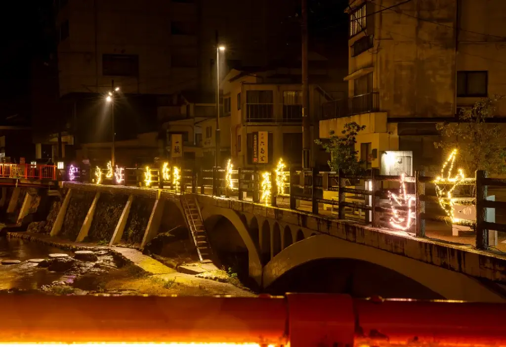 音信川うたあかり-水辺のリース