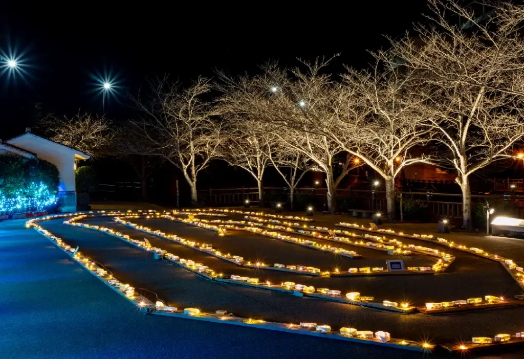 音信川うたあかり-ひかりの電車迷路