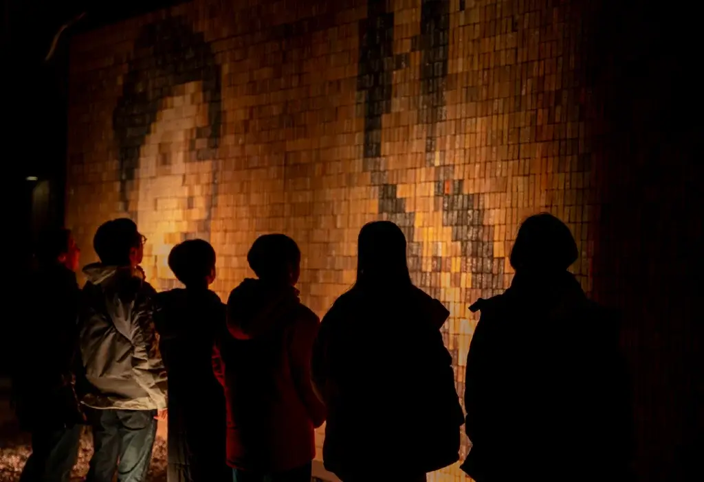 音信川うたあかり-みすゞさんのモザイク画