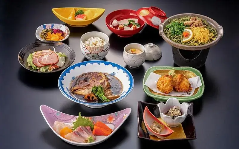 湯本観光ホテル 西京「【ひとり旅応援／会場食】気軽に満喫！お楽しみ会席プラン」のプラン画像